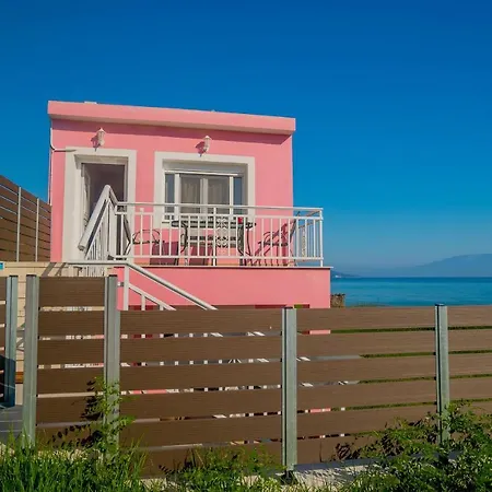 Apartment Mirage By The Sea